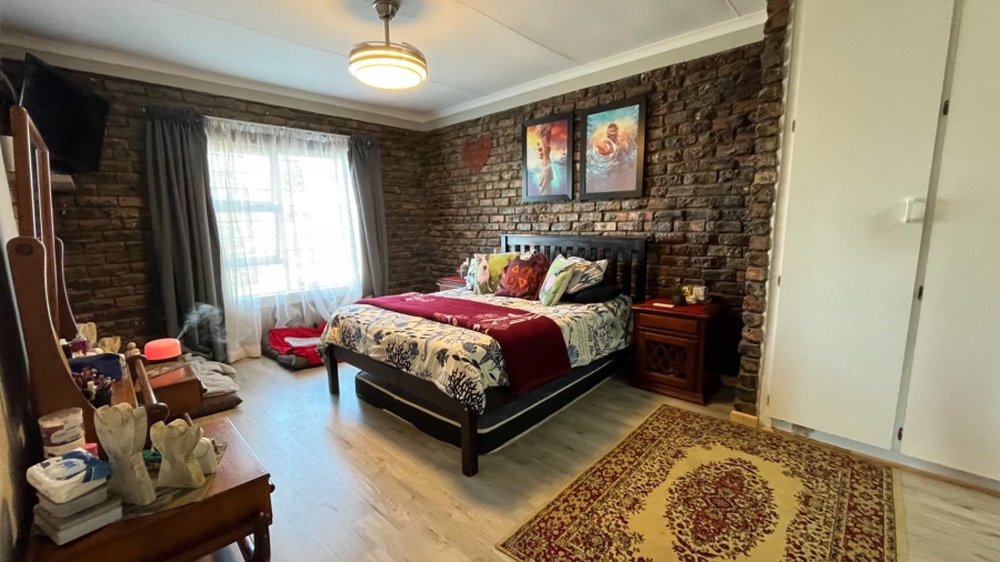 3 Bedroom Property for Sale in Dana Bay Western Cape